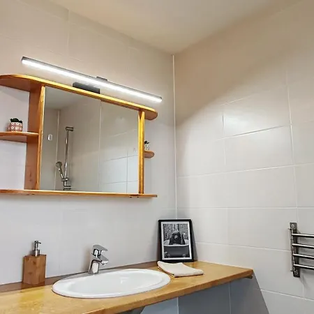 Au Coeur Des Vignes Apartment