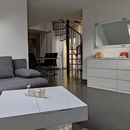 Au Coeur Des Vignes Apartment *