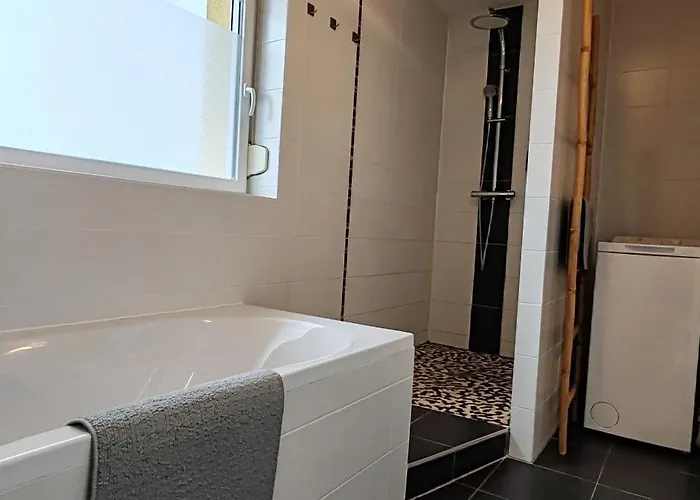 Au Coeur Des Vignes *